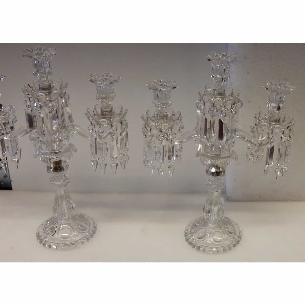 Paire de Chandeliers Baccarat Avec 2 Branches Socles Perlés | Biron Paire de Chandeliers Baccarat Avec 2 Branches Socles Perlés