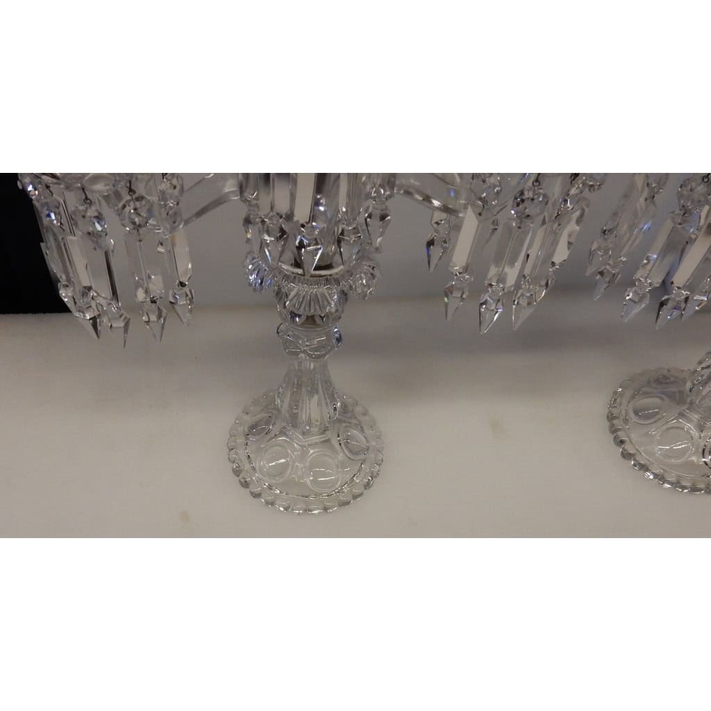 Paire de Chandeliers Baccarat Avec 2 Branches Socles Perlés | Biron Paire de Chandeliers Baccarat Avec 2 Branches Socles Perlés
