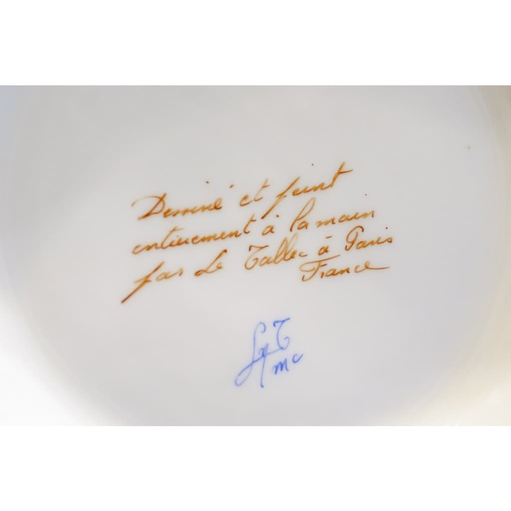 Le Tallec, Paire de grands Cache-pots « Baron Jourdan bleu » | Biron Le Tallec, Paire de grands Cache-pots "Baron Jourdan bleu"