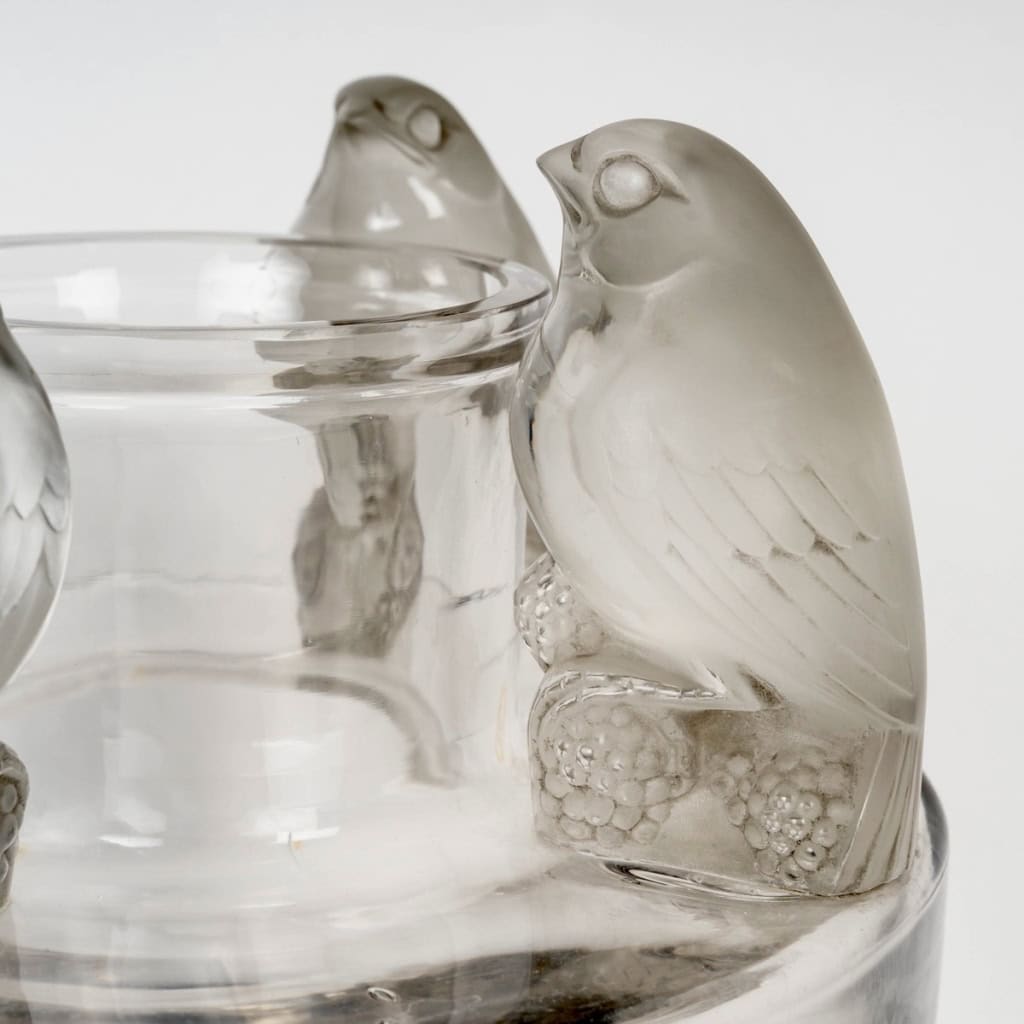 Vase « Bellecour » verre blanc de René LALIQUE | Biron Vase "Bellecour" verre blanc de René LALIQUE