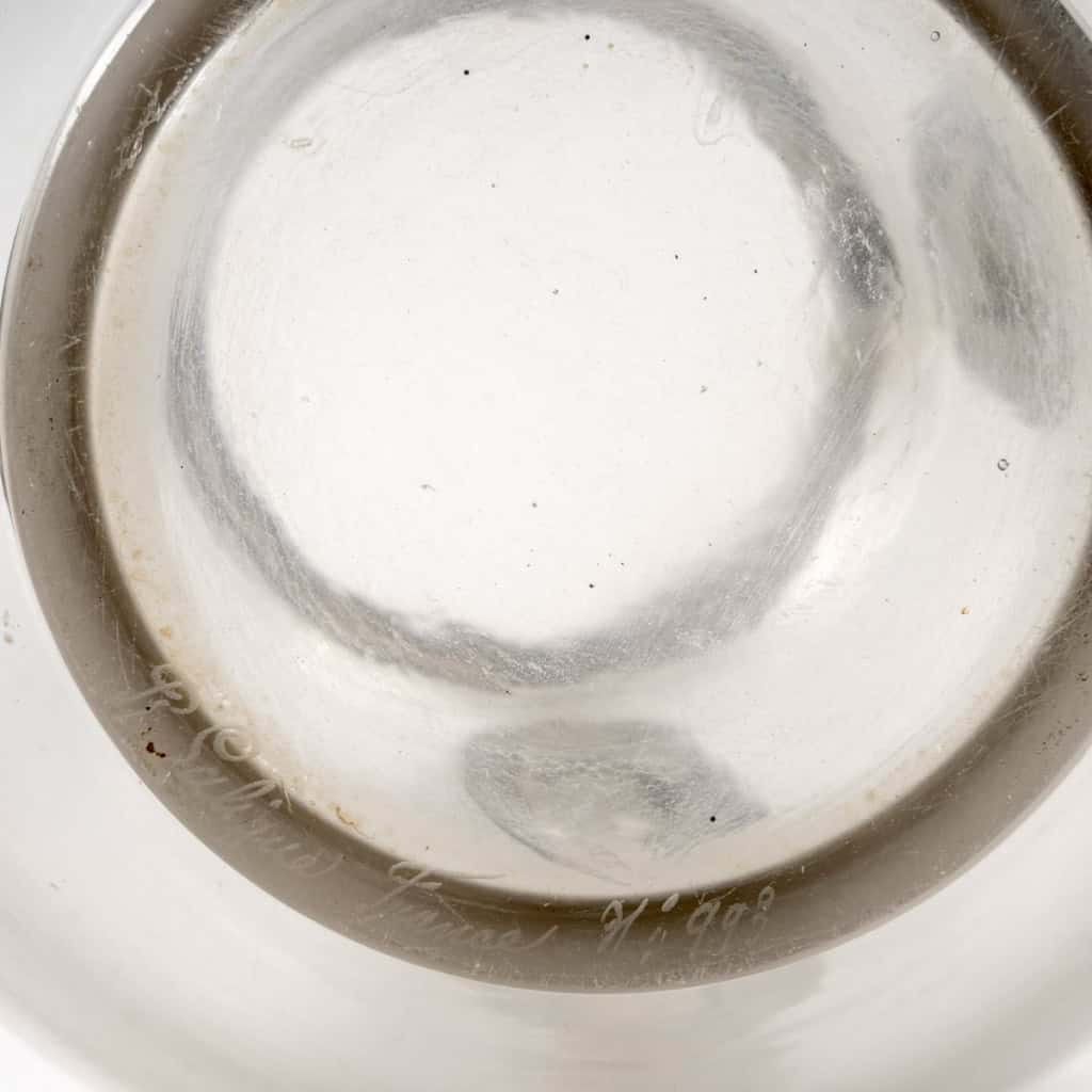 Vase « Bellecour » verre blanc de René LALIQUE | Biron Vase "Bellecour" verre blanc de René LALIQUE