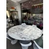 Eero Saarinen & Knoll : Table "Tulip" plateau ovale Calacatta