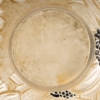Vase « Dahlias » verre blanc patiné sépia et émaillé noir de René LALIQUE | Biron Vase "Dahlias" verre blanc patiné sépia et émaillé noir de René LALIQUE