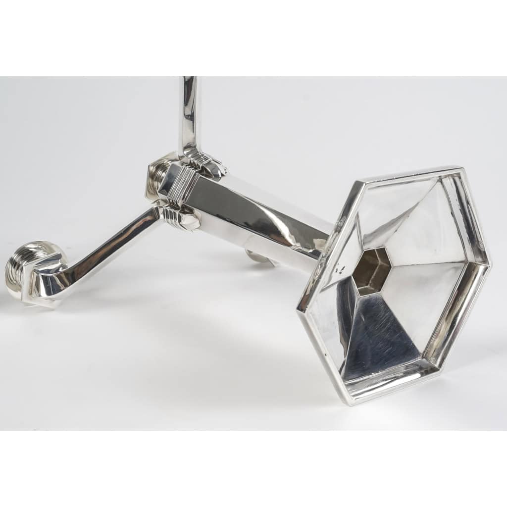 Paire de Candélabres Bougeoirs Art Déco Moderniste argent massif de Jean E. PUIFORCAT | Biron Paire de Candélabres Bougeoirs Art Déco Moderniste argent massif de Jean E. PUIFORCAT
