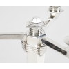 Paire de Candélabres Bougeoirs Art Déco Moderniste argent massif de Jean E. PUIFORCAT | Biron Paire de Candélabres Bougeoirs Art Déco Moderniste argent massif de Jean E. PUIFORCAT