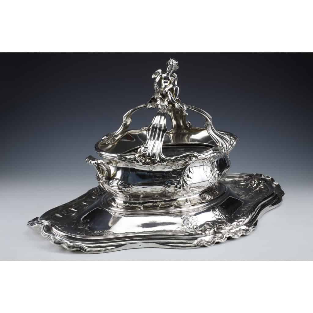 ORFEVRES Risler & Carré – Important centre de table en argent massif XIXe siècle | Biron 