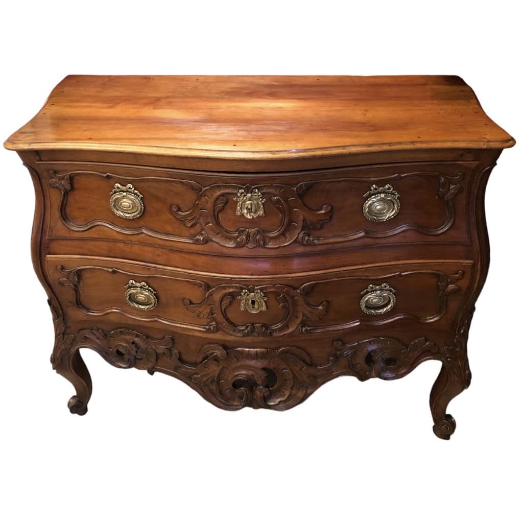 Commode Provençale 18è Nîmoise En Noyer Sculptée De Volutes Rocailles Ouvrant Par Deux Tiroirs | Biron 