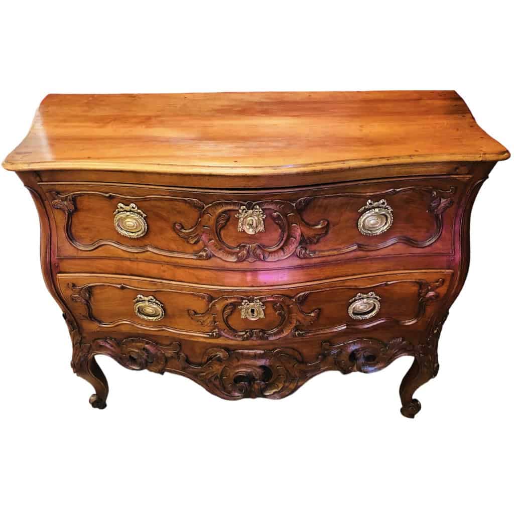 Commode Provençale 18è Nîmoise En Noyer Sculptée De Volutes Rocailles Ouvrant Par Deux Tiroirs | Biron 