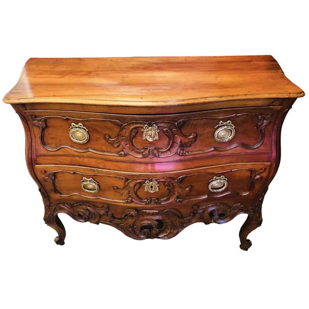 Commode Provençale 18è Nîmoise En Noyer Sculptée De Volutes Rocailles Ouvrant Par Deux Tiroirs | Biron 
