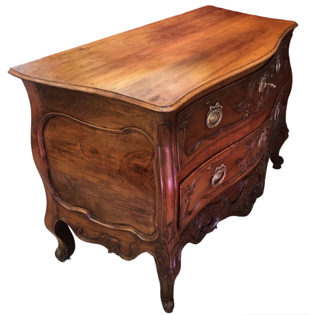 Commode Provençale 18è Nîmoise En Noyer Sculptée De Volutes Rocailles Ouvrant Par Deux Tiroirs | Biron 