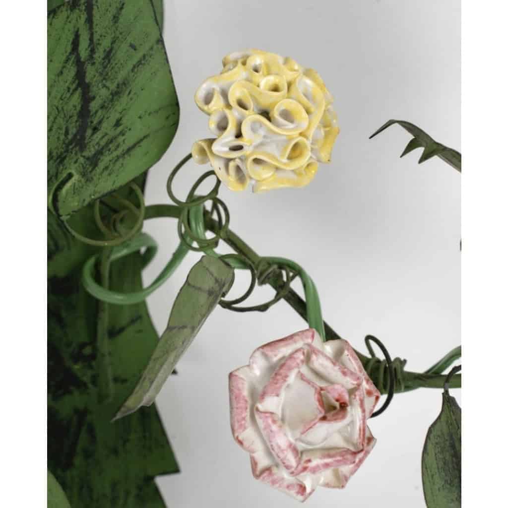 1960 Paire d’appliques à fleurs en porcelaine « liseron » de Maison Honoré | Biron 