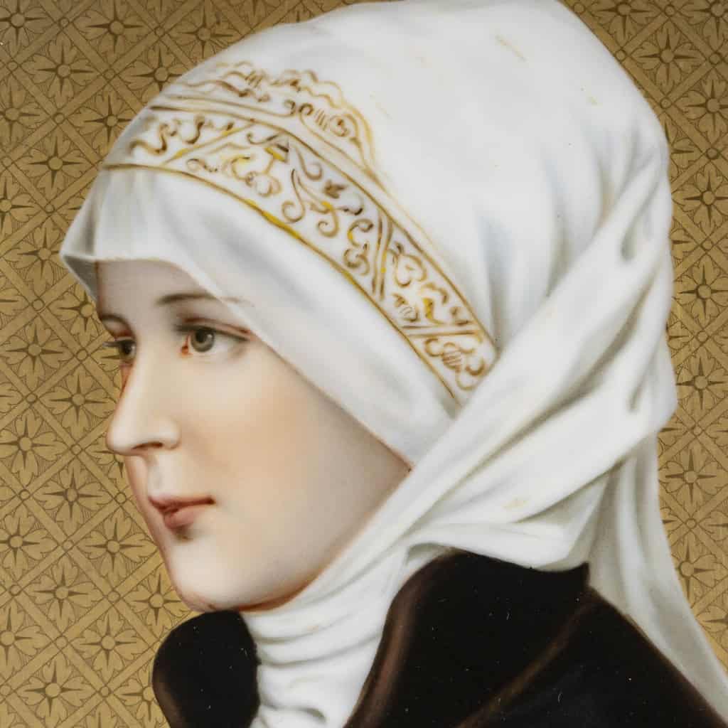 Superbe plat en porcelaine allemande du XIXᵉ siècle, à décor raffiné d’un portrait féminin. | Biron 