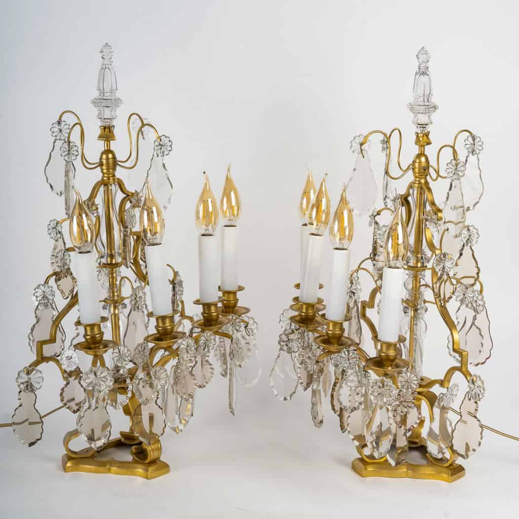 Paire de girandoles de style Louis XV en bronze doré et décor de cristal Baccarat vers 1880 | Biron 