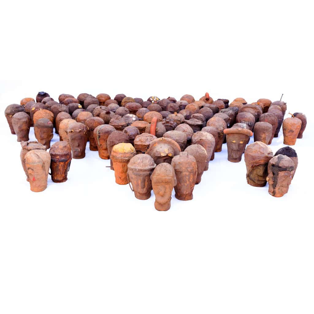100 Têtes SANS Visages de Gustave Akpéhou DJONDA | Biron 