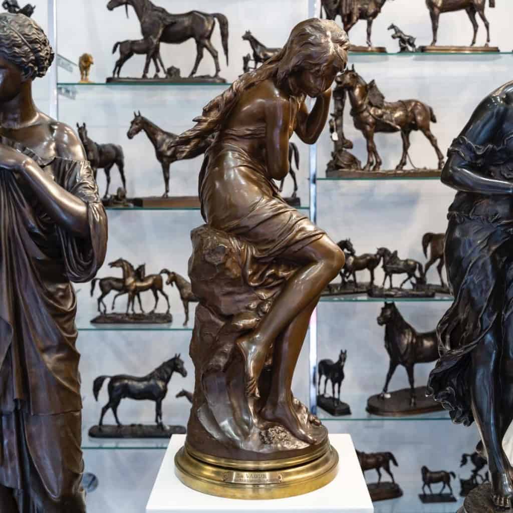 Sculpture – La Vague , Mathurin Moreau (1822-1912) – Bronze | Biron 