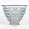 Vase « Annecy » verre blanc patiné bleu de René LALIQUE | Biron 
