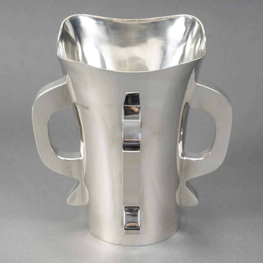 Orfèvre G & S. Ltd – VASE MODERNiSTE EN ARGENT MASSIF LONDRES 1916 | Biron 