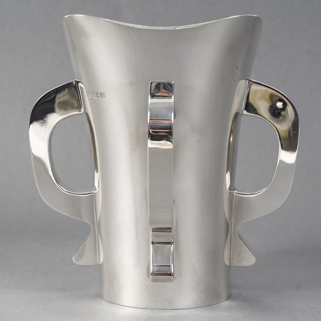 Orfèvre G & S. Ltd – VASE MODERNiSTE EN ARGENT MASSIF LONDRES 1916 | Biron 