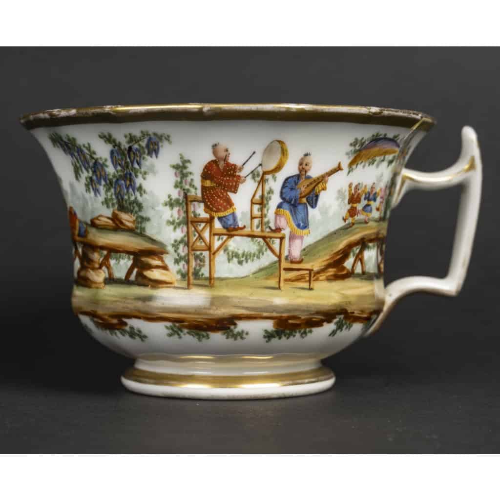 Tasse porcelaine de Paris, 1880 | Biron 