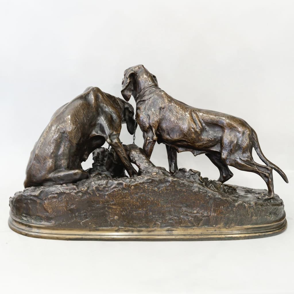 Groupe En Bronze « Chiens Saintongeois Au Repos » , Pierre – Jules Mêne (1810-1879) | Biron 
