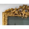 Miroir en bois sculpté et doré, travail Italien du milieu du XVIIIème siècle vers 1750-1760 | Biron 