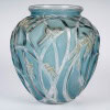 Vase « Sauterelles » verre blanc patiné bleu et vert de René LALIQUE | Biron 