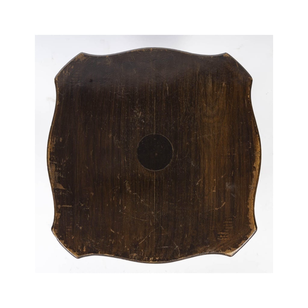 Présentoir en bois sculpté de style Louis XV, XIXème siècle. | Biron 