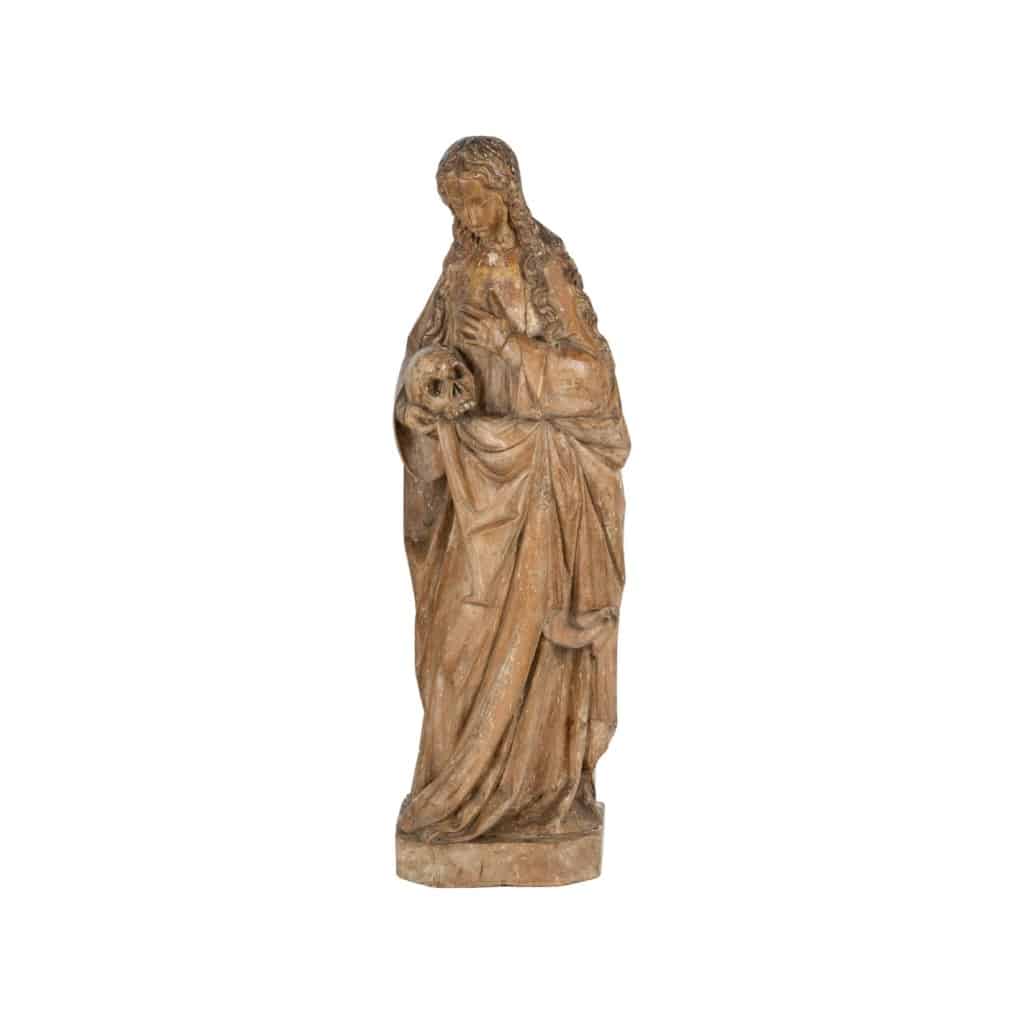 Sculpture en bois sculpté représentant Marie Madeleine, Circa 1500. | Biron 