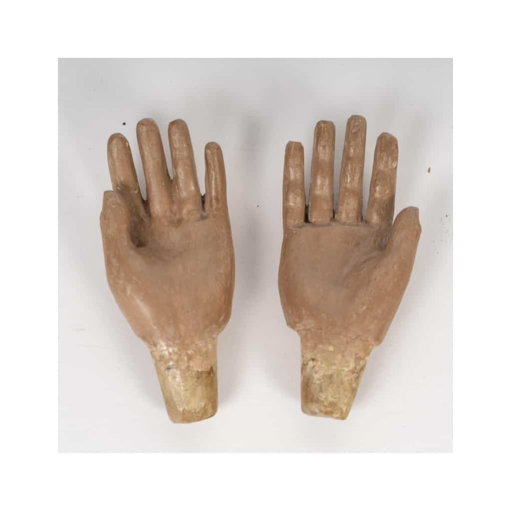 Sculpture religieuse en bois sculpté et polychromé, XIXème siècle. | Biron 
