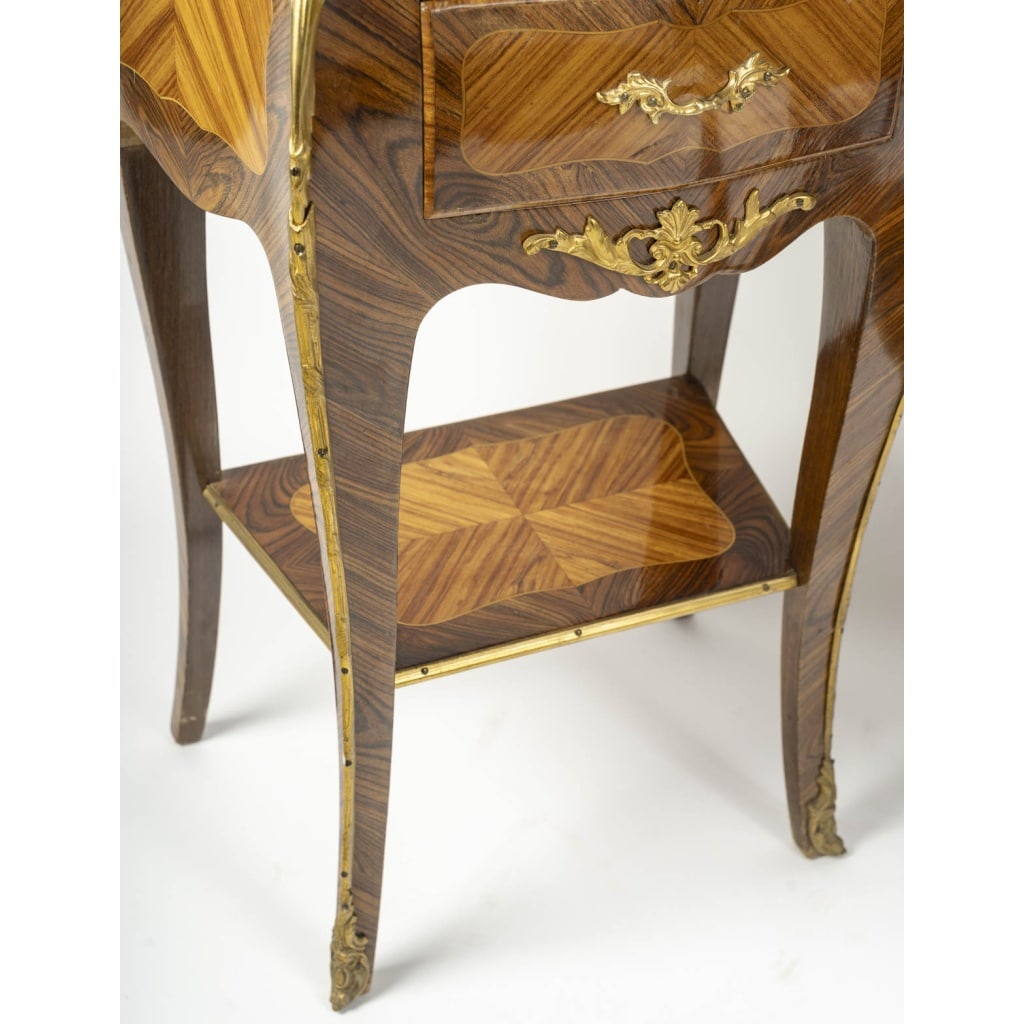Une Paire de chevets de style Louis XV, Fin XIXème siècle | Biron 