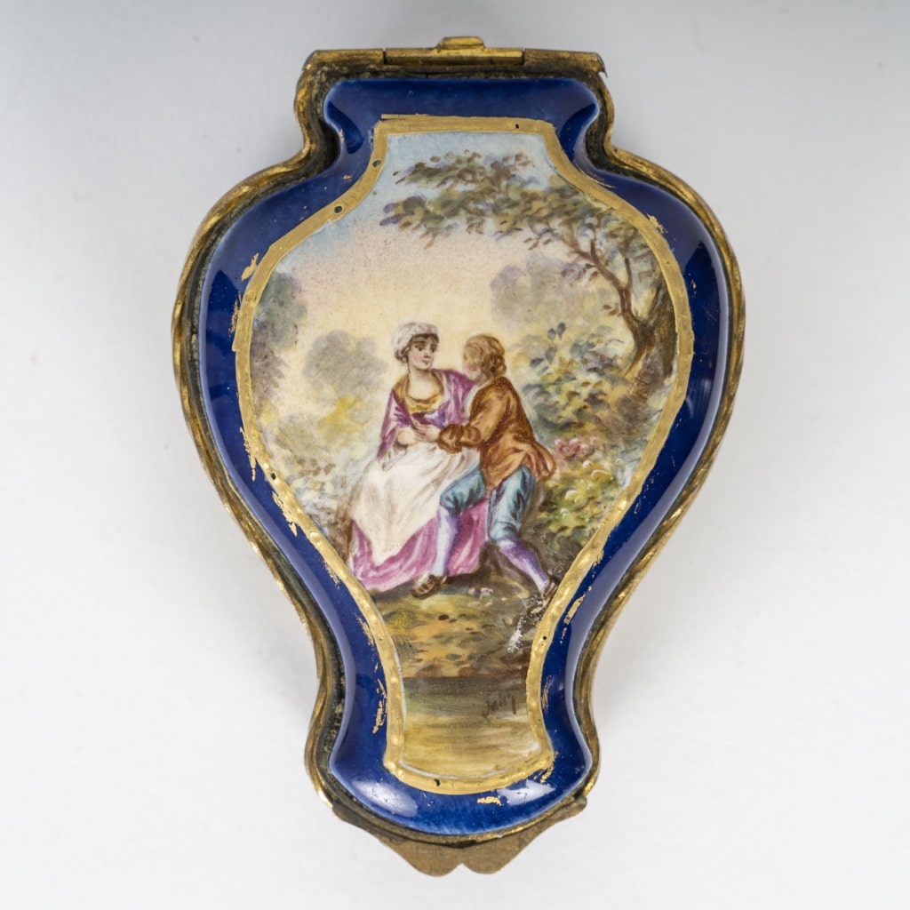 Miniature coffret à bijoux en porcelaine de Sévres | Biron 