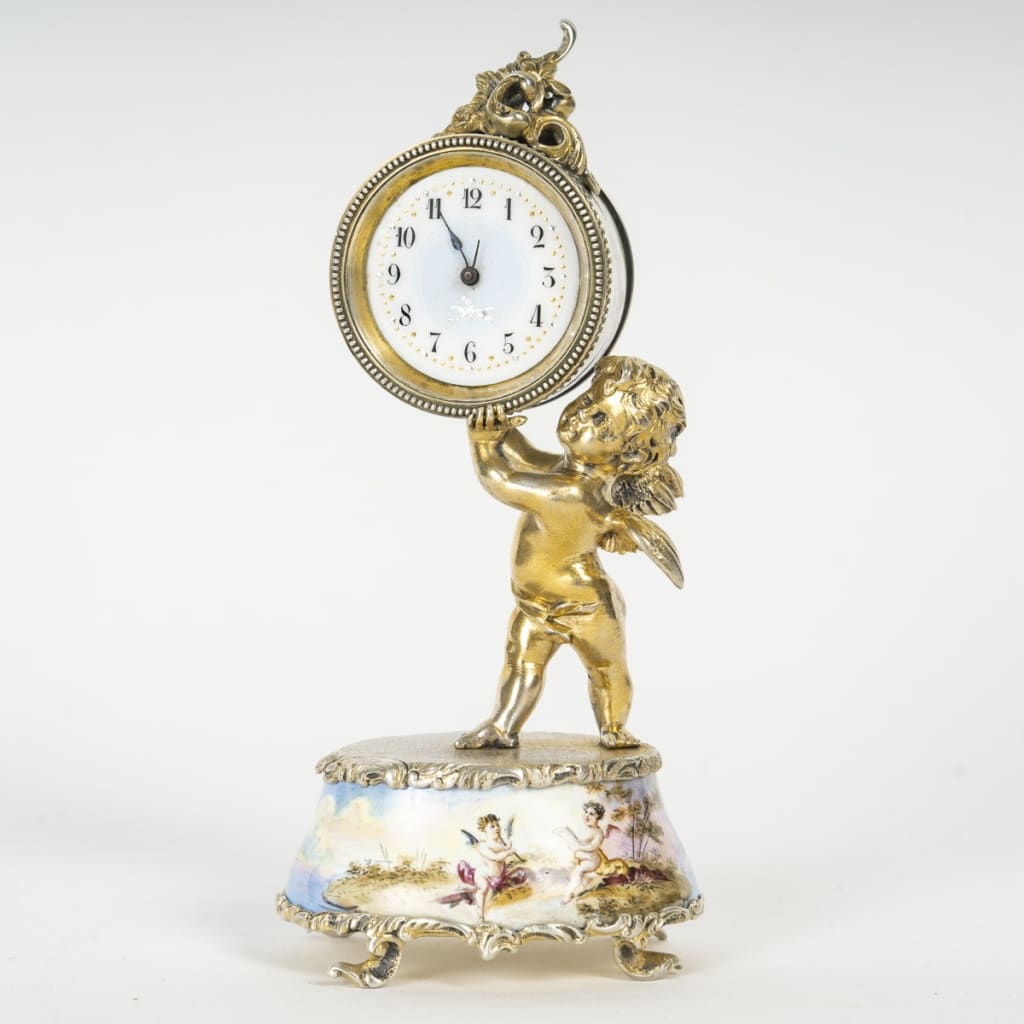 Une miniature pendule en argent massif, fin XIXème siècle | Biron 