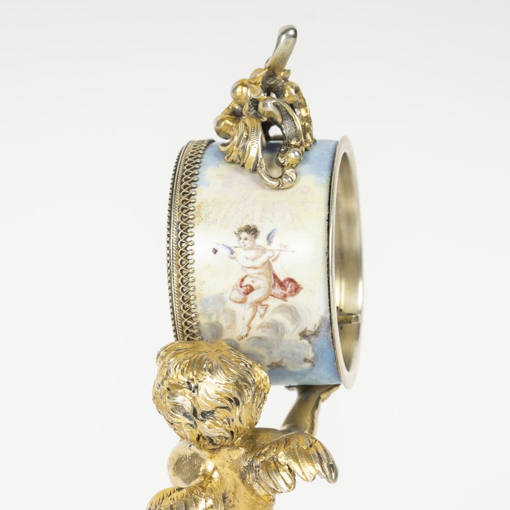 Une miniature pendule en argent massif, fin XIXème siècle | Biron 