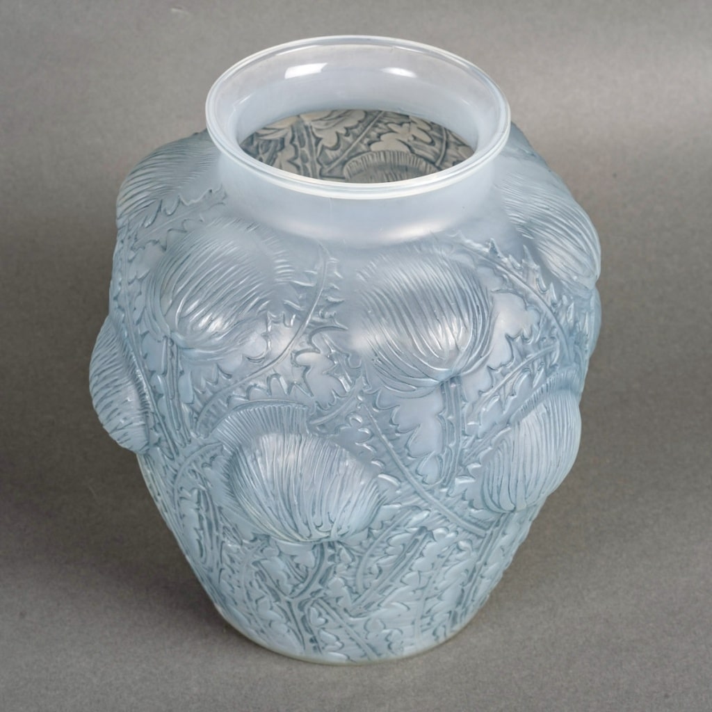 1926 René Lalique – Vase Domrémy Verre Opalescent Patiné Bleu | Biron 