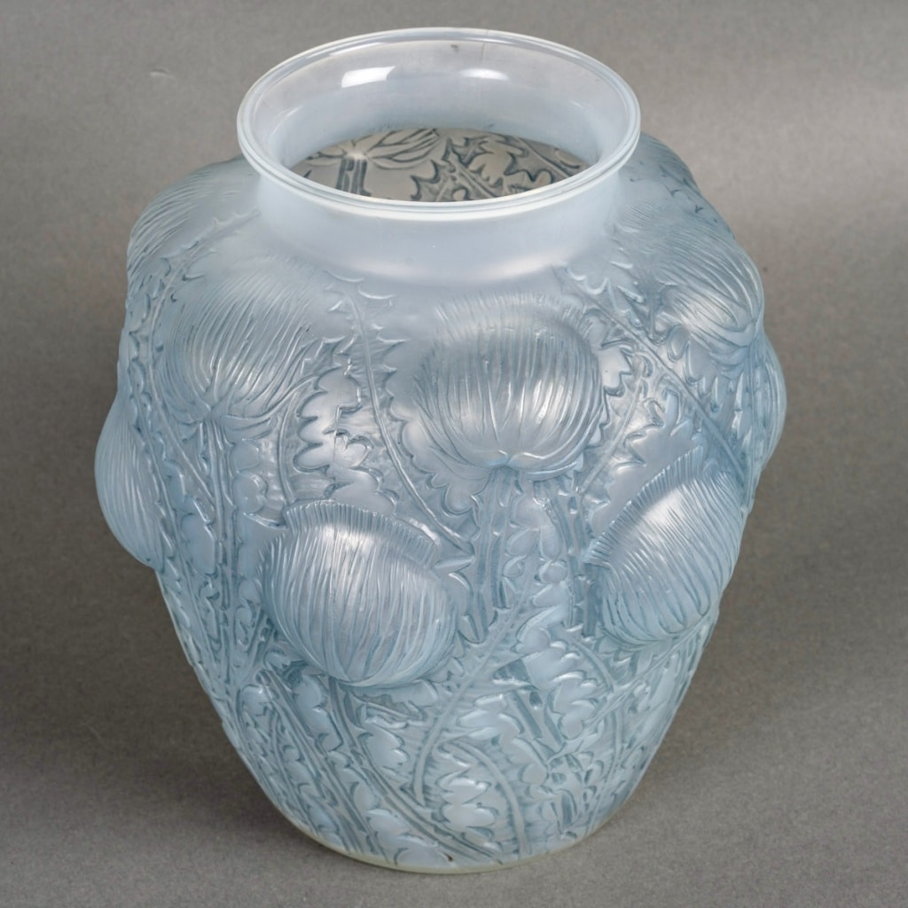 1926 René Lalique – Vase Domrémy Verre Opalescent Patiné Bleu | Biron 