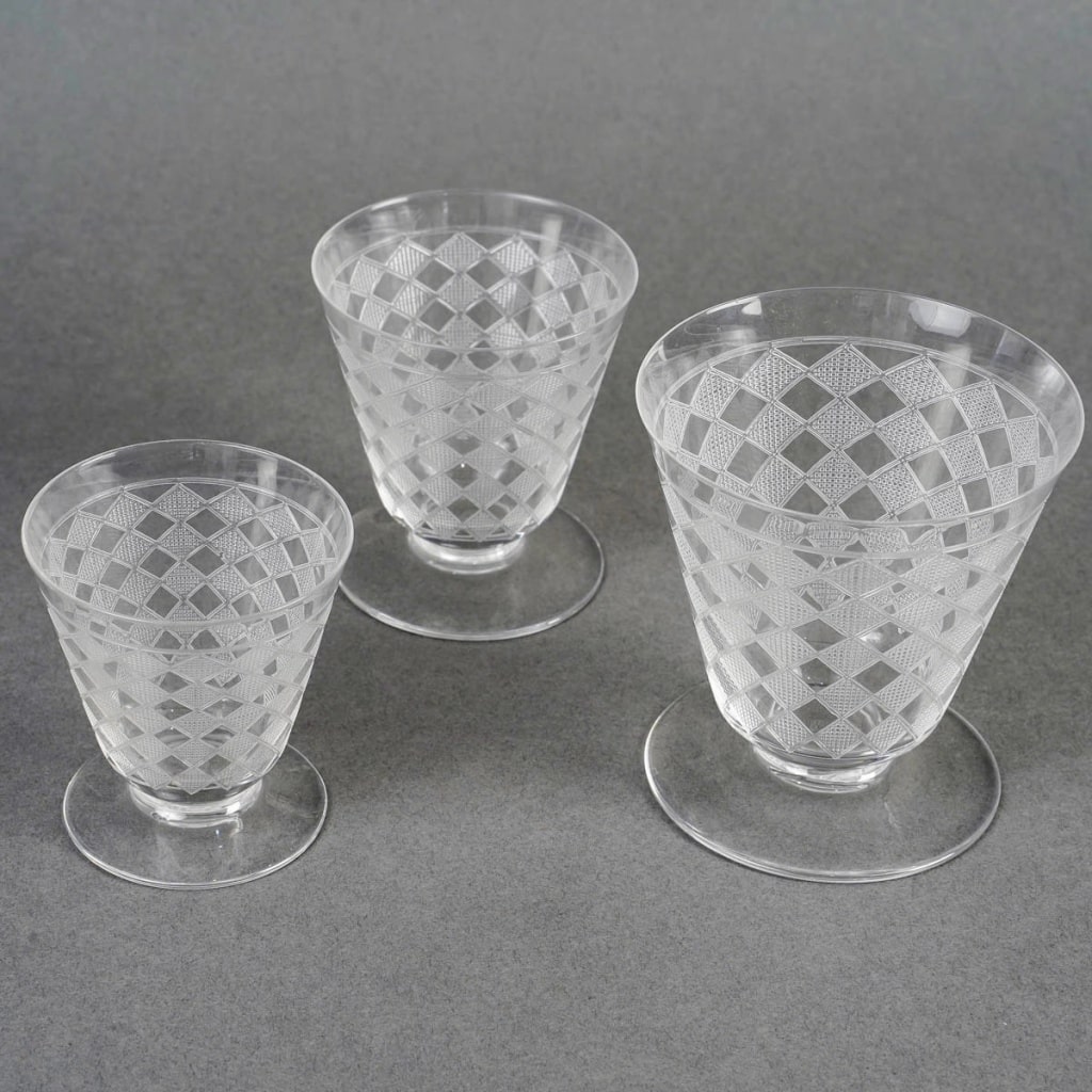 Service « Quiberon » cristal gravé de BACCARAT – 36 Pièces | Biron 
