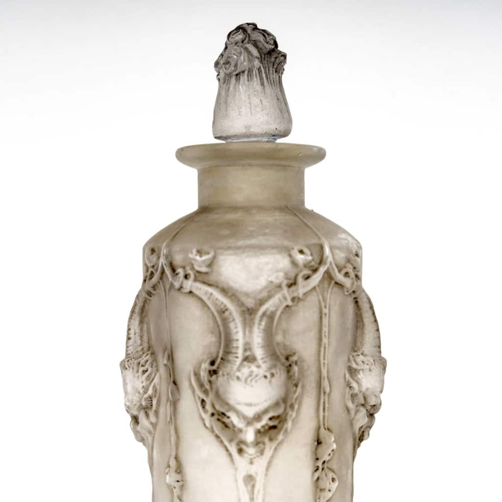 1920 René Lalique – Flacon Pan Verre Blanc Patiné Gris | Biron 