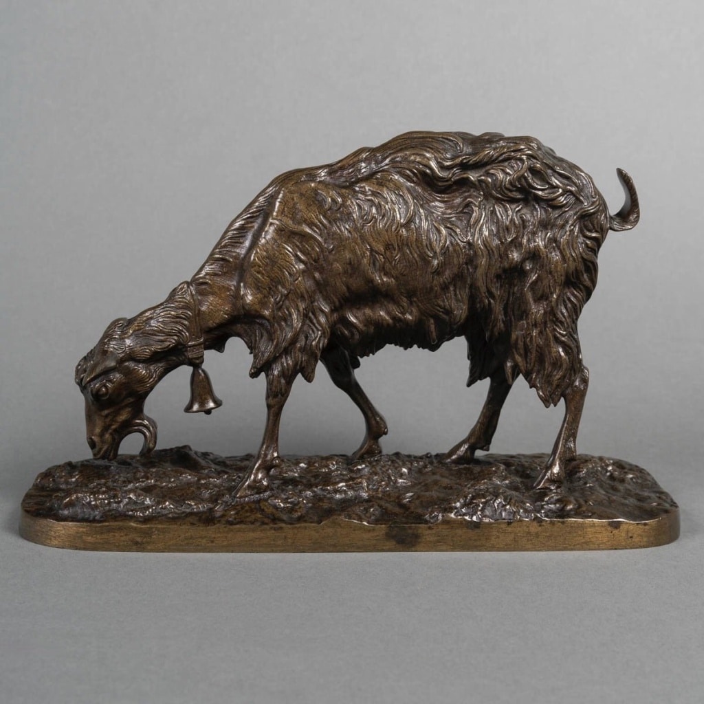 Sculpture – Chèvre Broutant , Pierre – Jules Mêne (1810-1879) – Bronze | Biron 