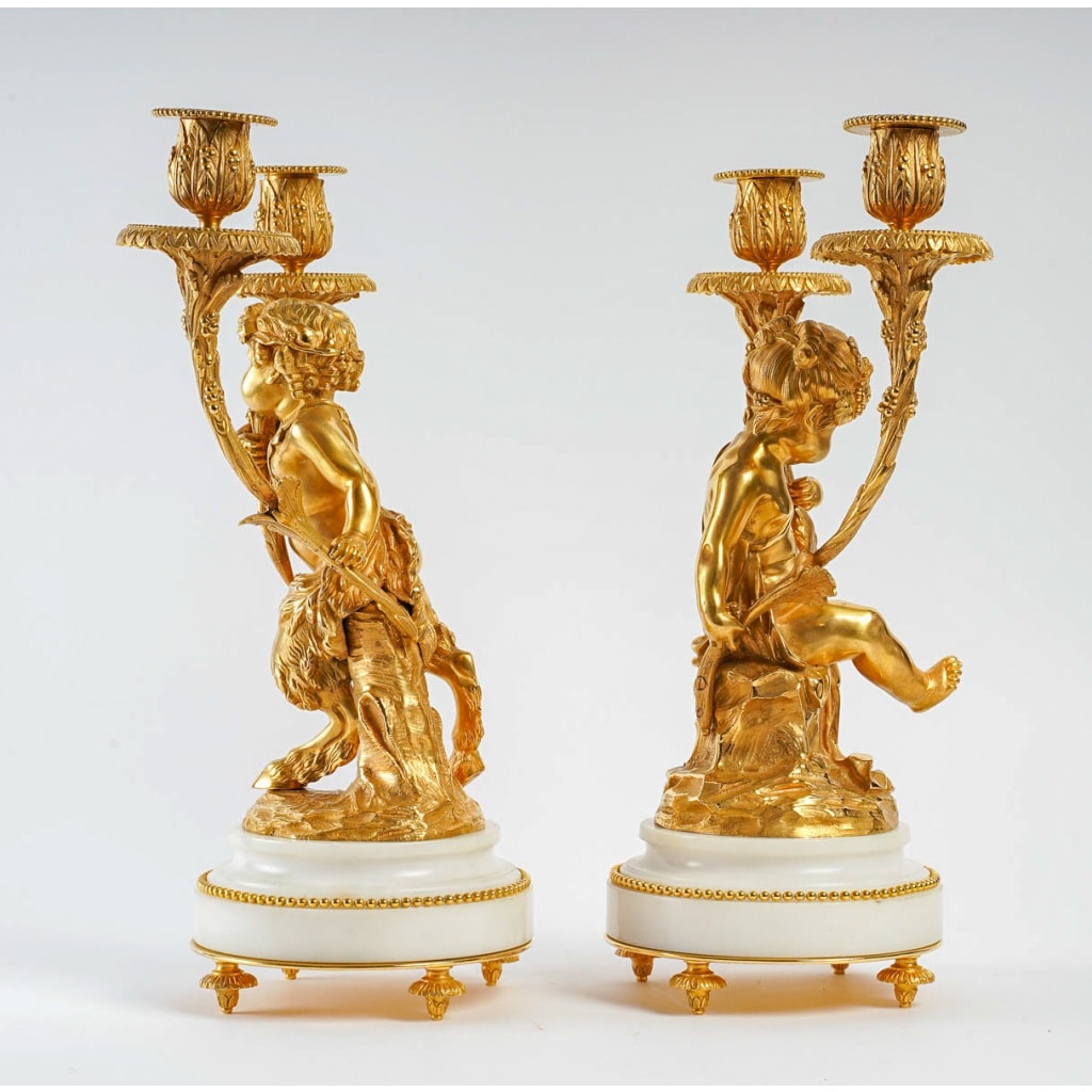 Paire de candélabres de style Louis XVI en bronze doré Amour et Faune d’après Clodion et Delarue vers 1850-1860 | Biron 