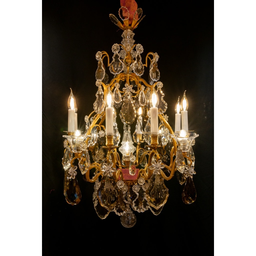 Lustre de style Louis XV en bronze doré et décor de cristal taillé signé par les Cristalleries de Baccarat vers 1890 | Biron 