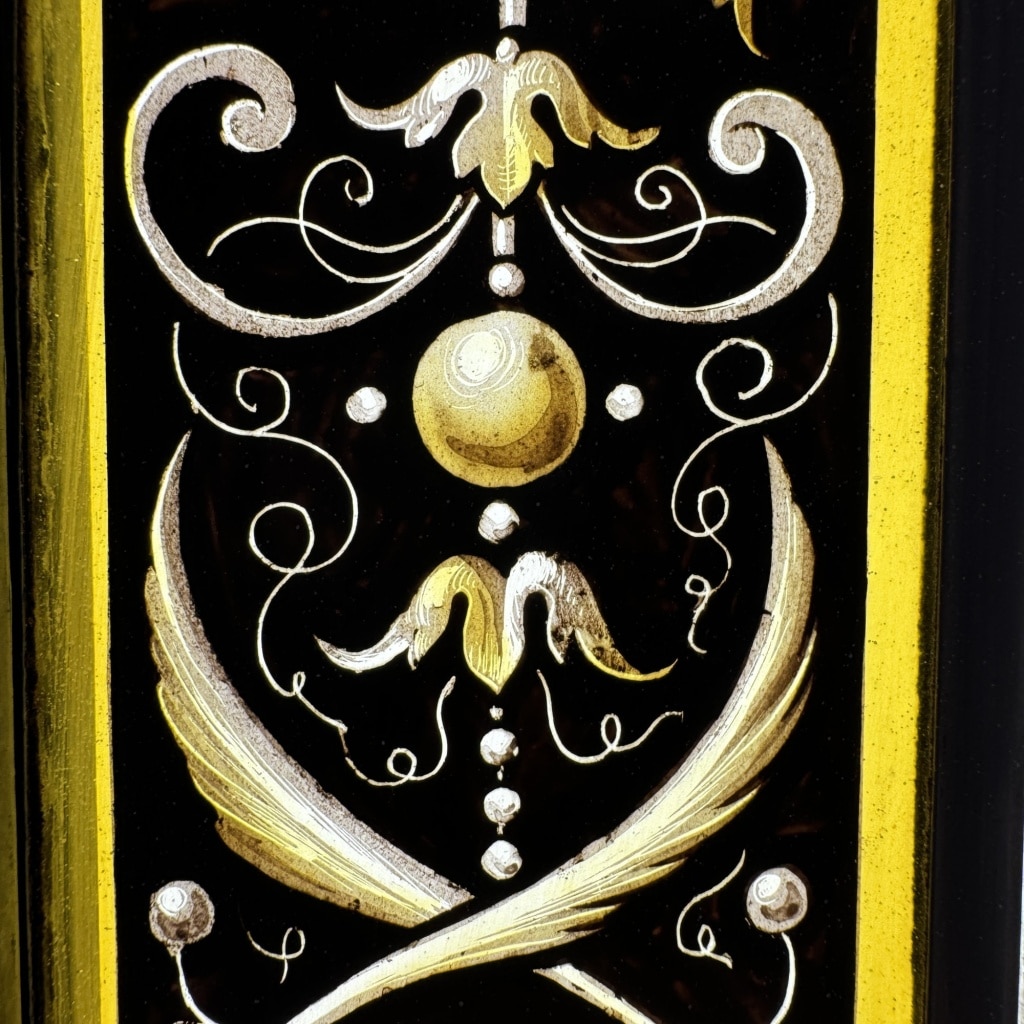 Vitrail au lancier (65 x 42 cm) | Biron 