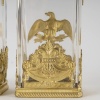 Une paire de vases en cristal de forme carré | Biron 