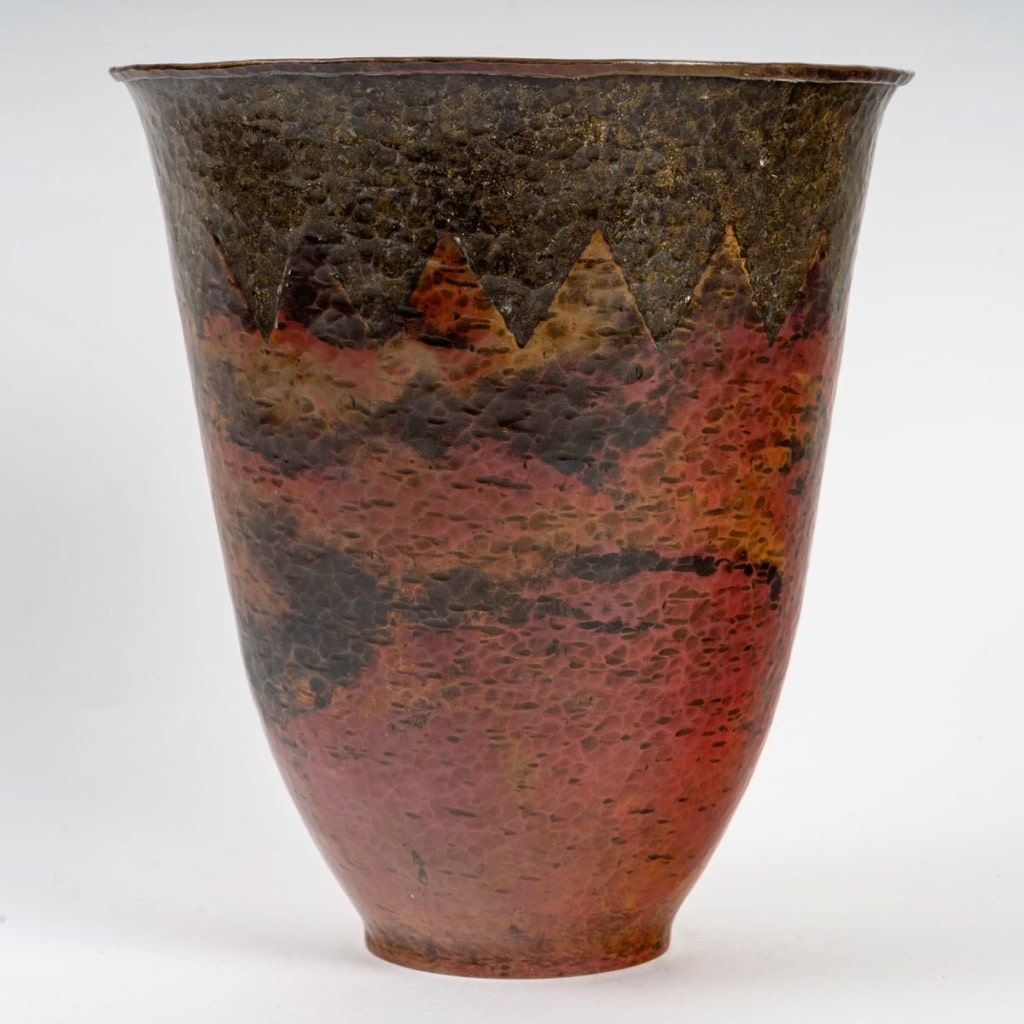 Claudius Linossier (1893-1953), Vase Art Déco en Dinanderie circa 1930 | Biron 