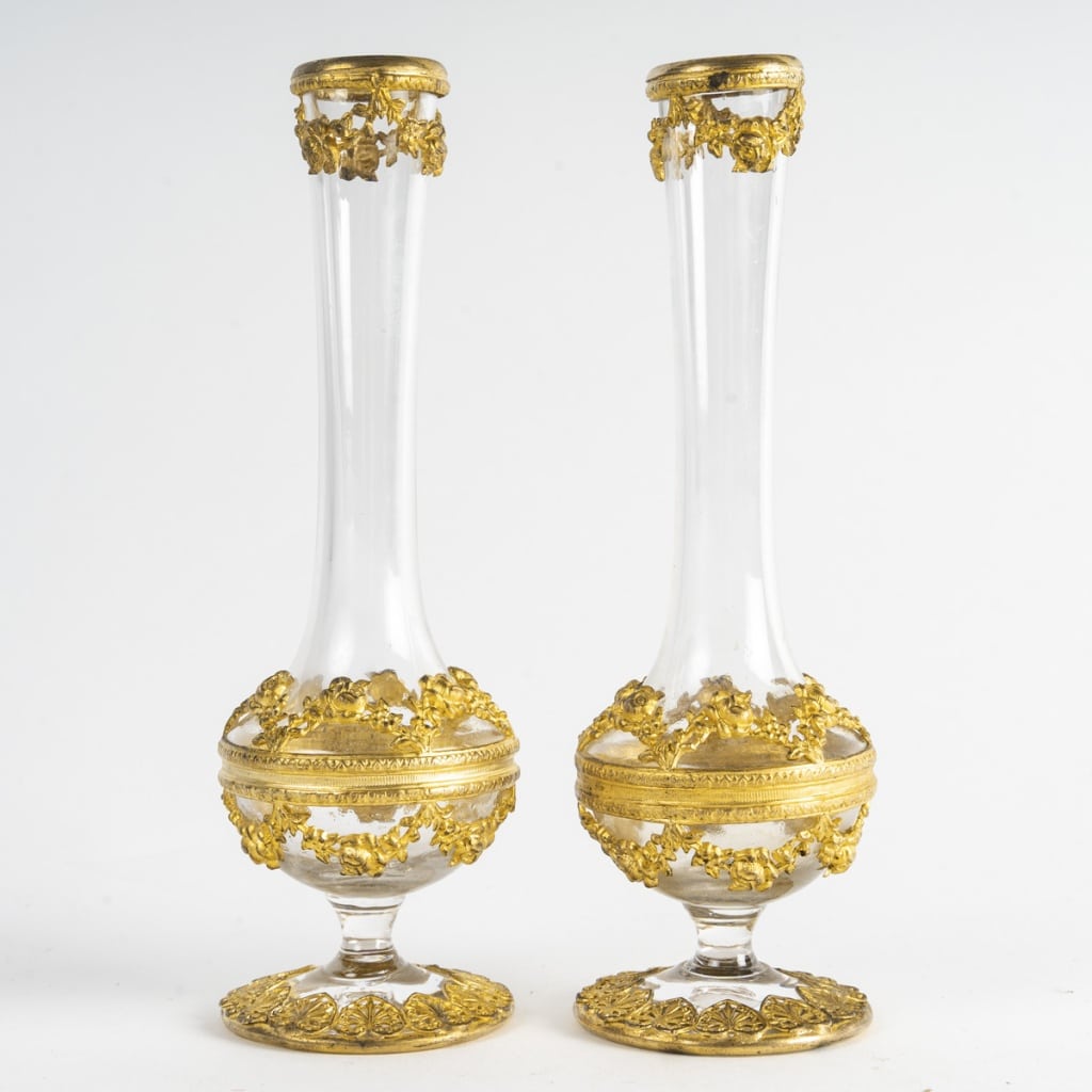 Une paire de vases Miniature en cristal et bronze doré, Fin XIXème siècle | Biron 