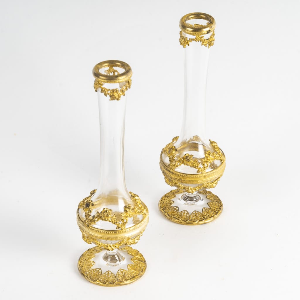 Une paire de vases Miniature en cristal et bronze doré, Fin XIXème siècle | Biron 