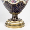 Vase couvert sur piedouche | Biron 