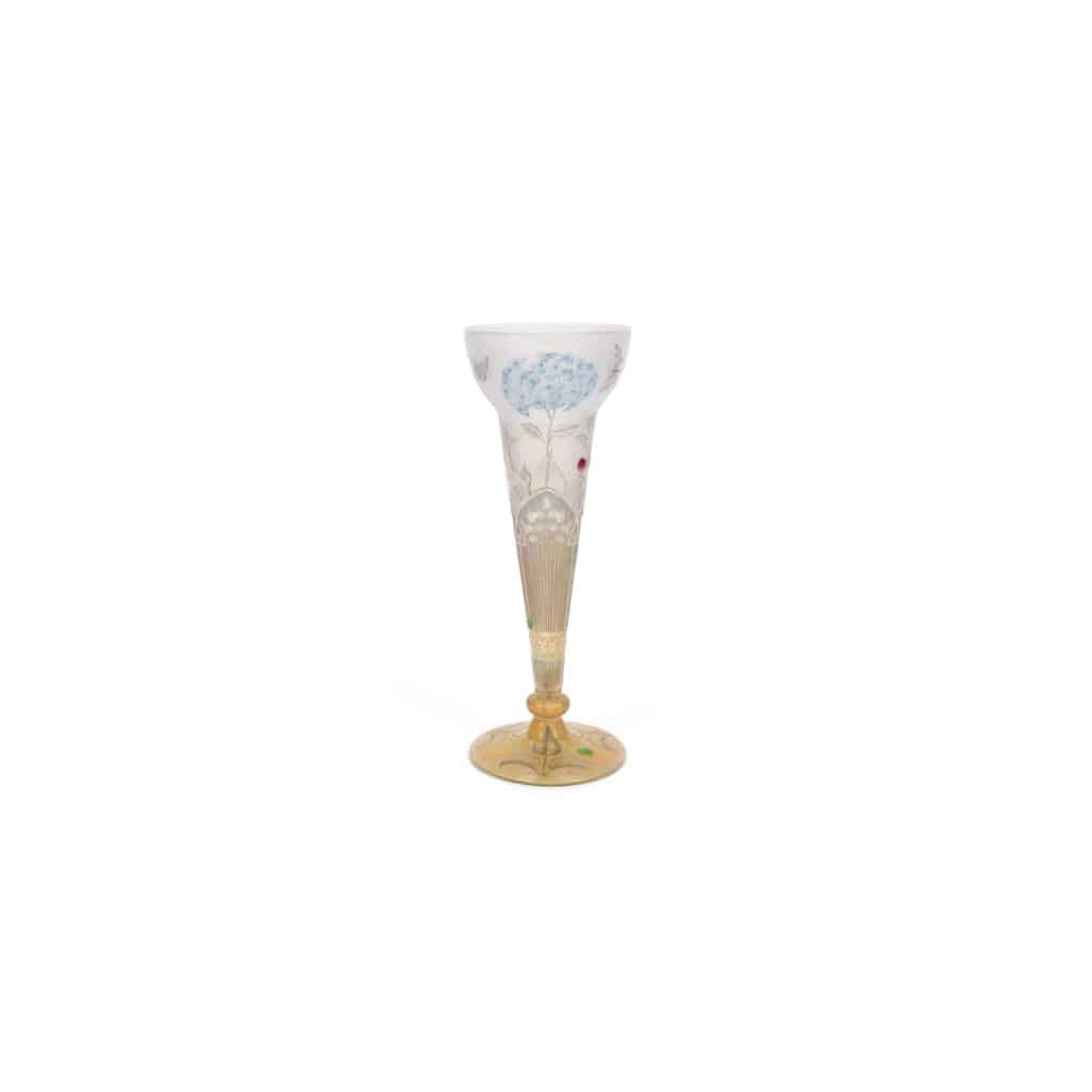 Daum VASE HYDRANGEAS ET PAPILLONS | Biron 