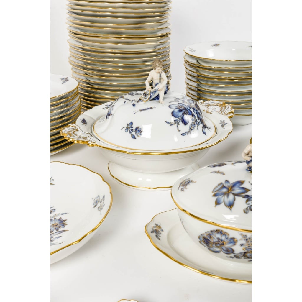 Rare Service de Table en Porcelaine Meissen – Floral bleu et dorée -78 Pièces – 1880 | Biron 
