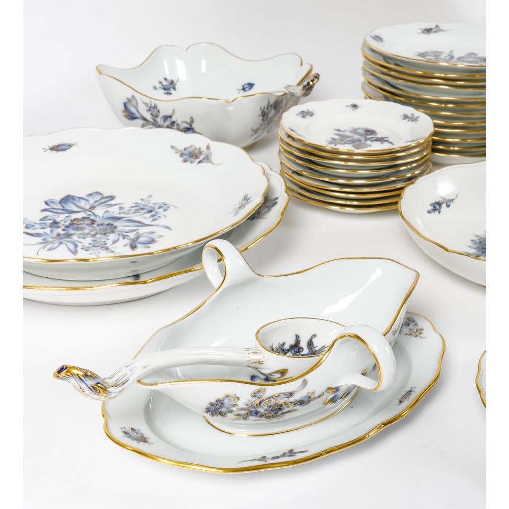 Rare Service de Table en Porcelaine Meissen – Floral bleu et dorée -78 Pièces – 1880 | Biron 