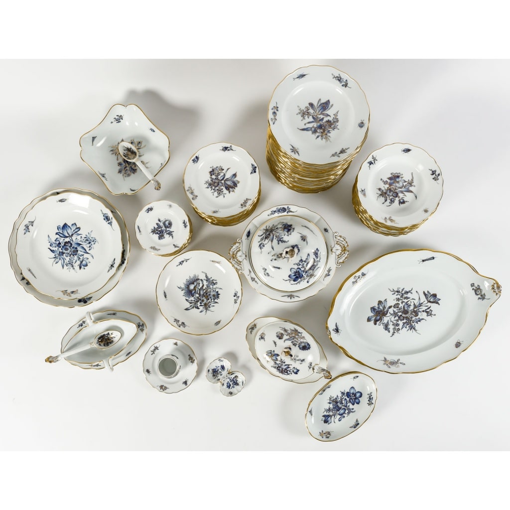 Rare Service de Table en Porcelaine Meissen – Floral bleu et dorée -78 Pièces – 1880 | Biron 